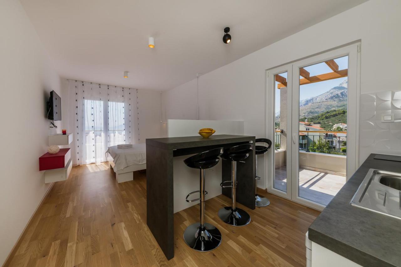 Gujinovic Tučepi Exterior foto