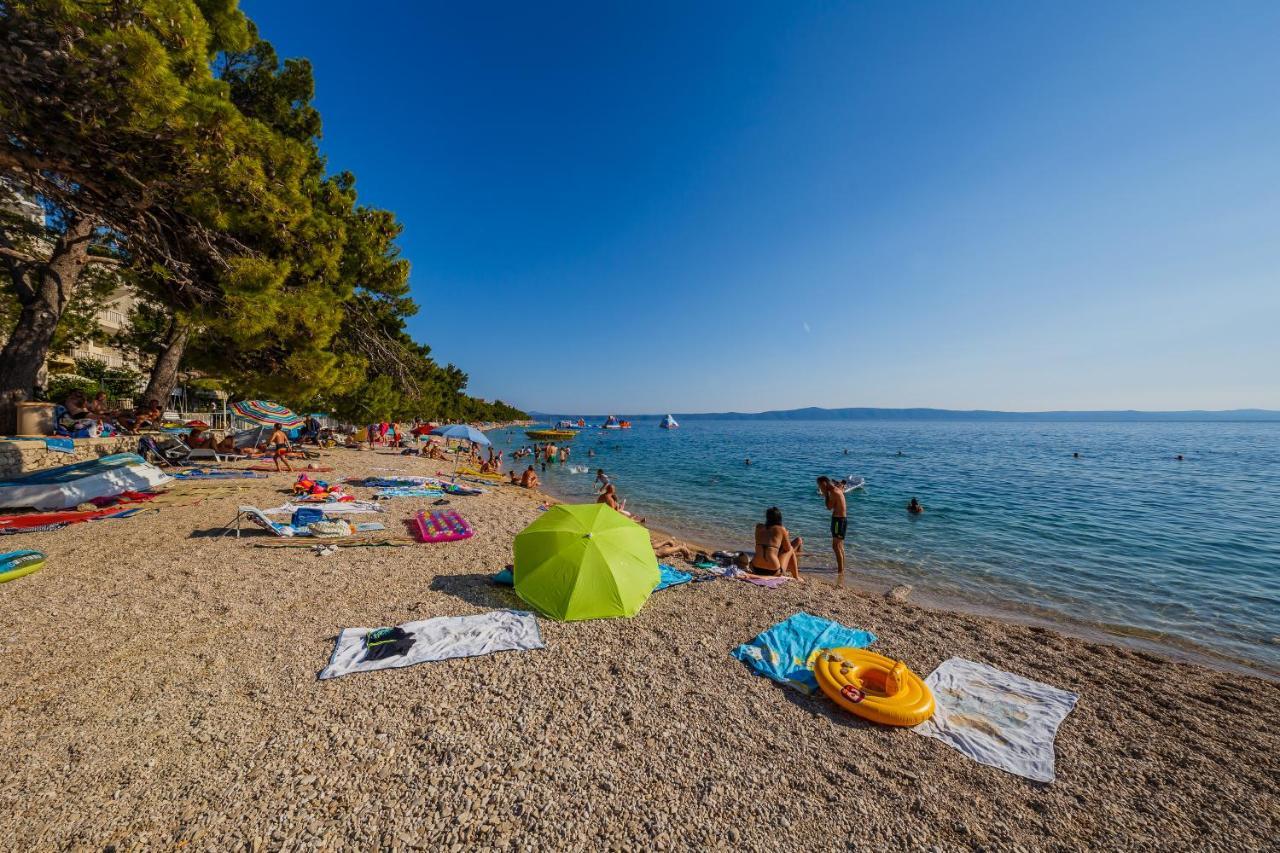 Gujinovic Tučepi Exterior foto
